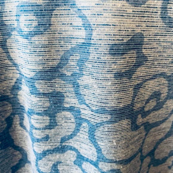 Columbia Blue Patterned Women's Top - Picture 3 of 5